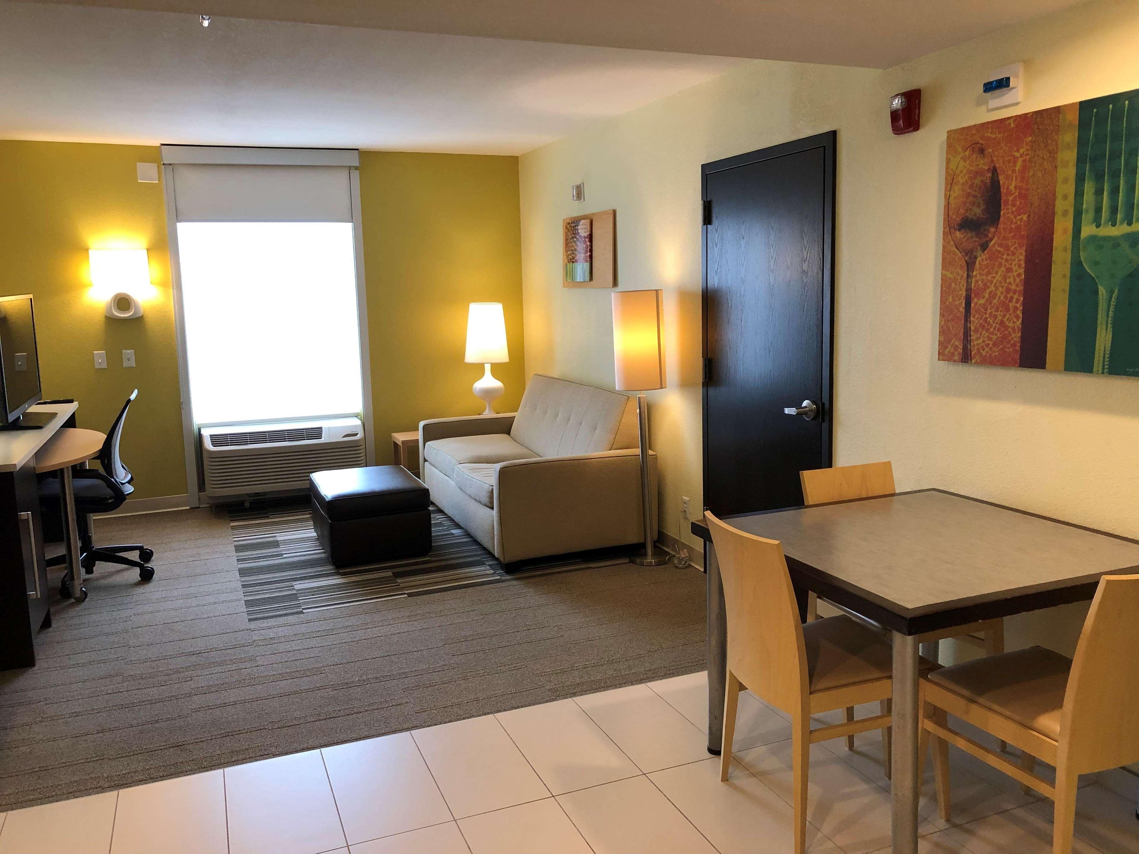 Home2 Suites By Hilton Rahway Exterior photo